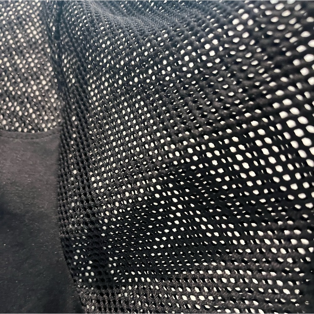 - Fishnet shirt - Picture 3 of 3